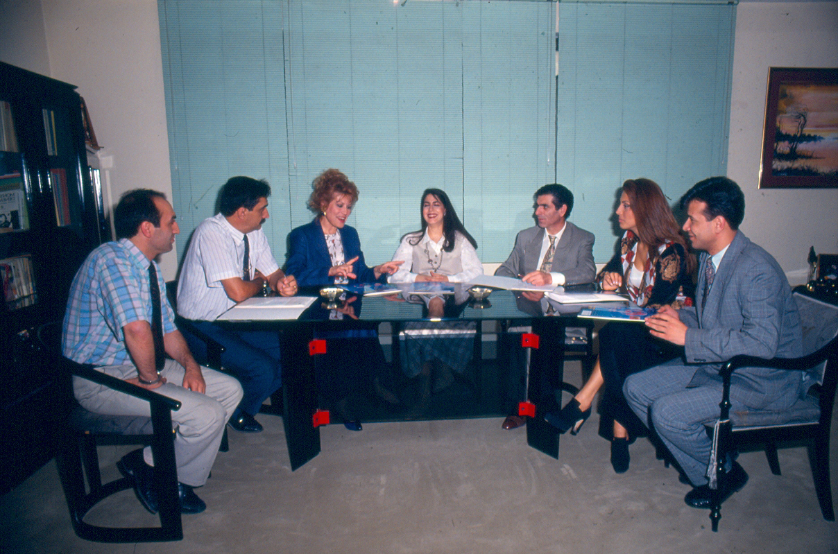 Türk Haberler Ajansı birim yöneticileri bir arada ( 1994 )